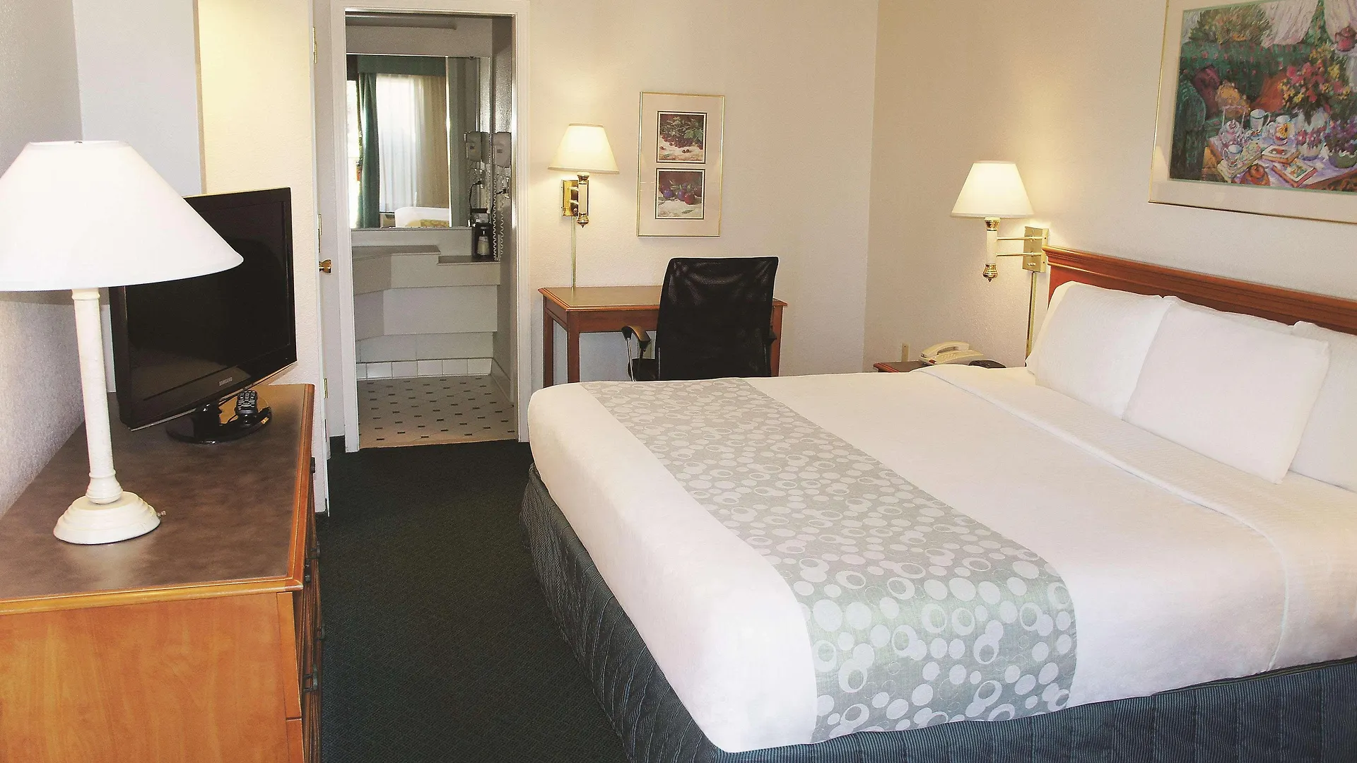 Super 8 By Wyndham Savannah