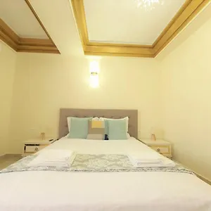 Laroka House Luxury Center Universitate Apartamento Bucarest
