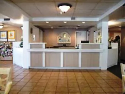 Super 8 By Wyndham Savannah